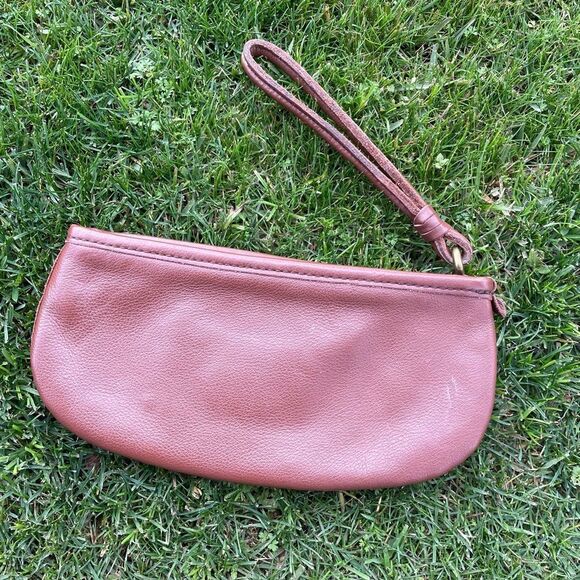 Lucky 🍀 Brand Leather Wristlet - Picture 2 of 5